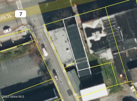 576 Main St, Cobleskill, NY 12043 photo 2