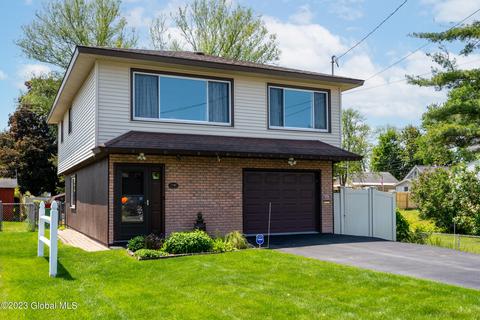 1740 Van Cortland St, Schenectady, NY 12303