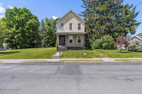 412 6th Ave, Watervliet, NY 12189