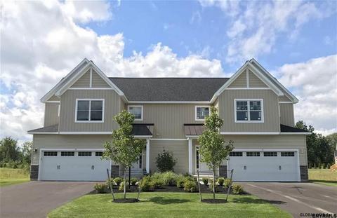 3 Jordan Ct, Latham, NY 12110