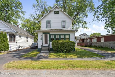 48 Hudson Ave, Colonie, NY 12205