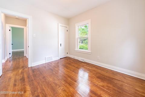 309 May Ave, Schenectady, NY 12303 photo 15