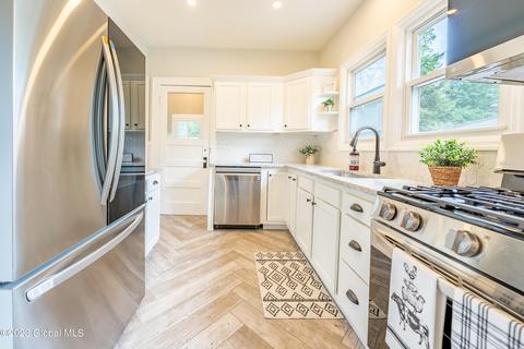 309 May Ave, Schenectady, NY 12303 photo 12