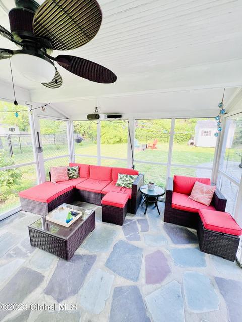 1316 Mcclellan St, Schenectady, NY 12309 photo 25