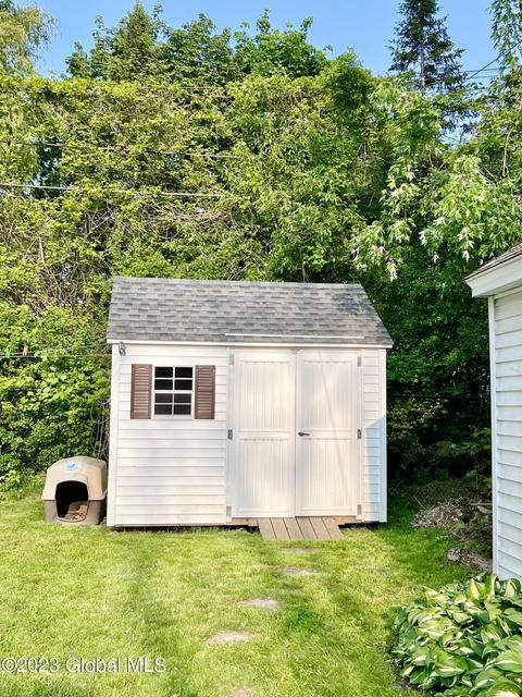 1316 Mcclellan St, Schenectady, NY 12309 photo 47