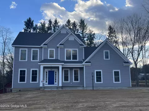 2 Encore Dr, Ballston Spa, NY 12020