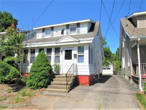213 Stanford Ave, Schenectady, NY 12304