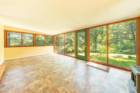 2314 Algonquin Rd, Schenectady, NY 12309 photo 9