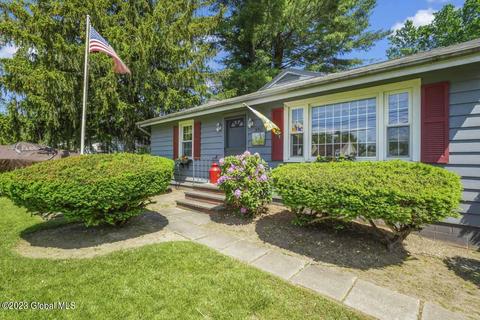 990 Hudson Ave, Stillwater, NY 12170