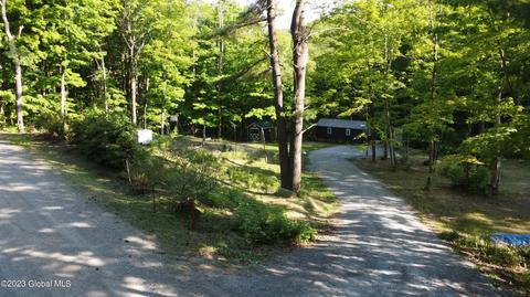 168 Middle Rd, Austerlitz, NY 12017 photo 24