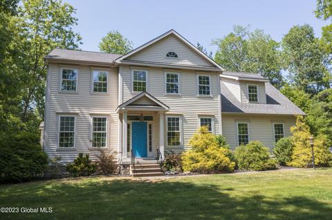 7 Bennington Loop, Saratoga Springs, NY 12866