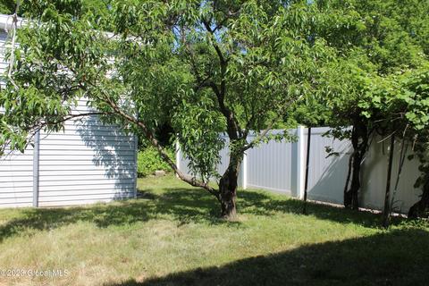 1067 Davis Ter, Schenectady, NY 12303 photo 23