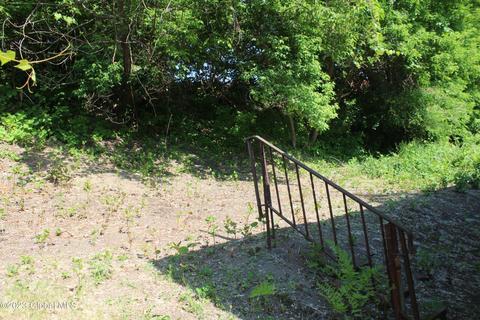 1067 Davis Ter, Schenectady, NY 12303 photo 25