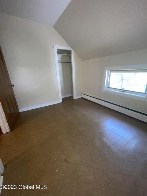 1067 Davis Ter, Schenectady, NY 12303 photo 17
