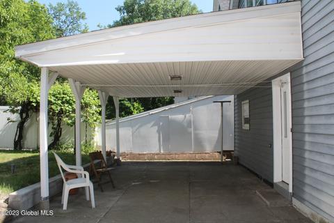 1067 Davis Ter, Schenectady, NY 12303 photo 22