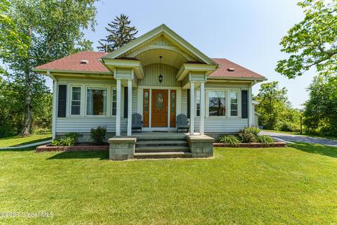 338 S Albany Rd, Selkirk, NY 12158