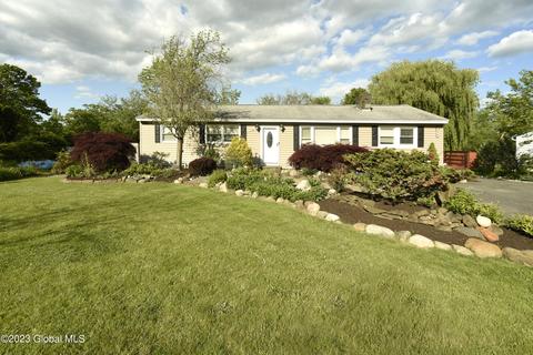 946 Altamont Voorheesville Rd, Altamont, NY 12009