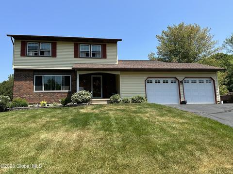 38 Meadow Ln, Albany, NY 12208