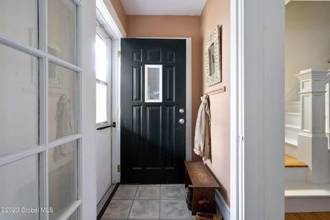 714 Decamp Ave, Schenectady, NY 12309 photo 5