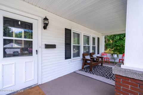 714 Decamp Ave, Schenectady, NY 12309 photo 3