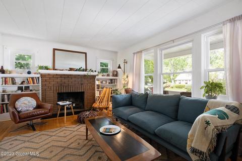 714 Decamp Ave, Schenectady, NY 12309 photo 8