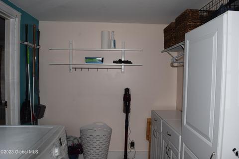34 Hackett St, Selkirk, NY 12158 photo 9