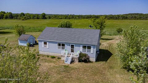 350 Log City Rd, Amsterdam, NY 12010
