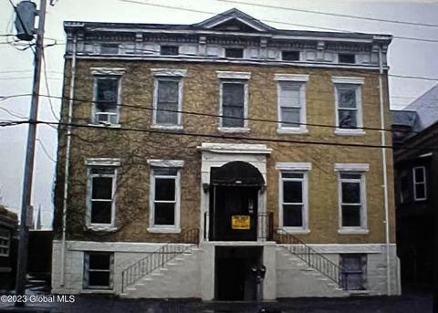 404 Union St, Schenectady, NY 12305