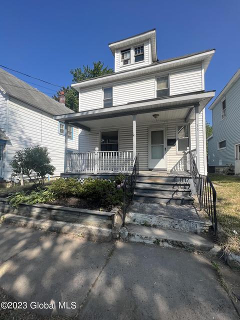 35 Willow Ave, Schenectady, NY 12304