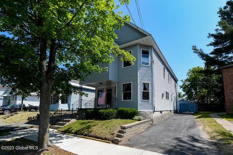 1379 Pleasant St, Schenectady, NY 12303