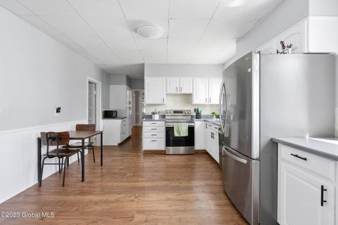 1017 Baker Ave, Schenectady, NY 12309 photo 11
