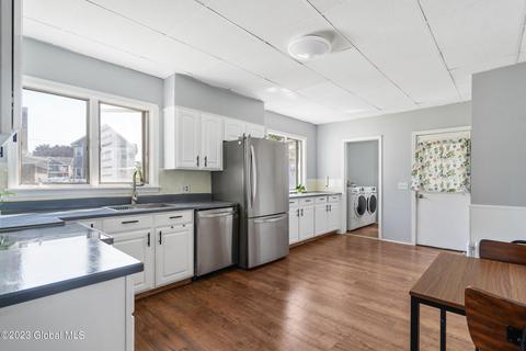 1017 Baker Ave, Schenectady, NY 12309 photo 12