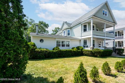 1017 Baker Ave, Schenectady, NY 12309 photo 2