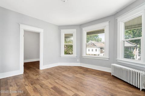 1017 Baker Ave, Schenectady, NY 12309 photo 32