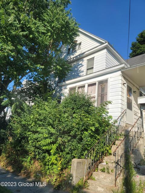 1714 Avenue B, Schenectady, NY 12308