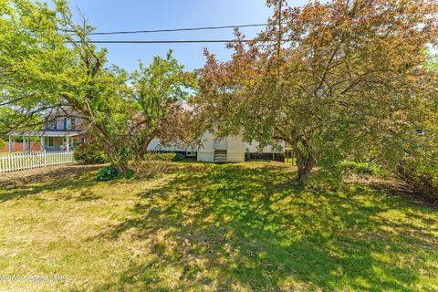 35 Gabriel Rd, Corinth, NY 12822 photo 2