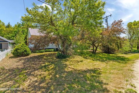 35 Gabriel Rd, Corinth, NY 12822 photo 3