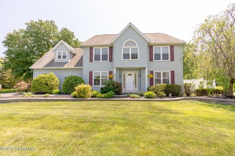 35 Omega Ter, Latham, NY 12110