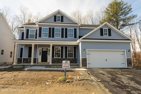 23 Appleton St, Ballston Lake, NY 12019