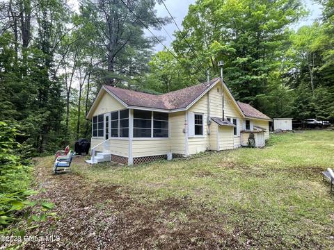 20 Bishop Dr, Corinth, NY 12822 photo 3
