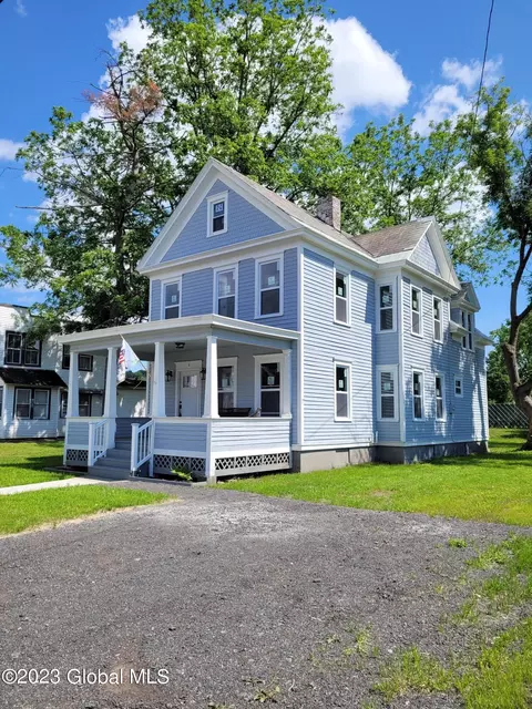 5 Barton Ave, Hoosick Falls, NY 12090