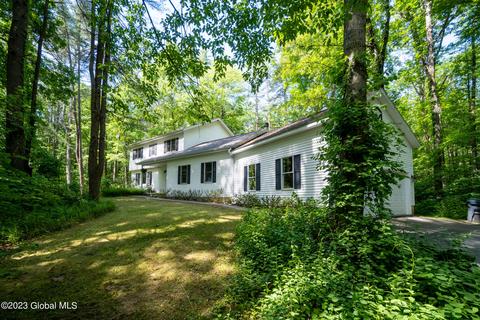 12 Forest Way, Wilton, NY 12831