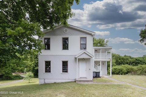 267 Poplar Ave, Valley Falls, NY 12185
