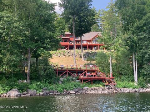 83 Mountainside Ln, Schroon Lake, NY 12870