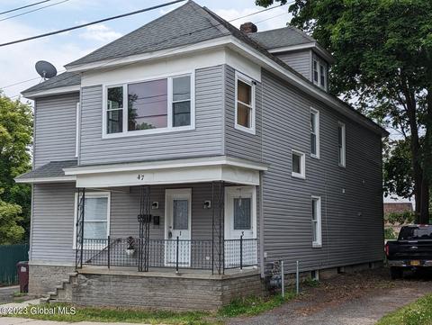 47 Yale St, Gloversville, NY 12078