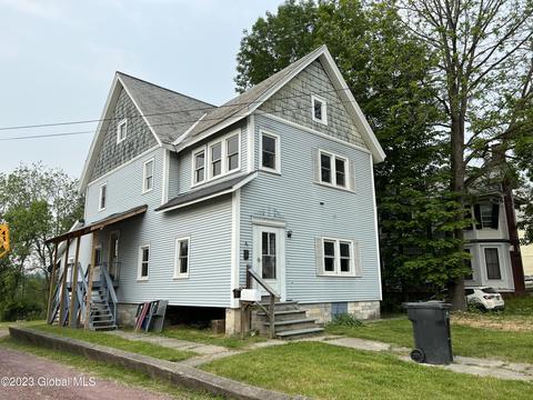 44 E Main St, Granville, NY 12832