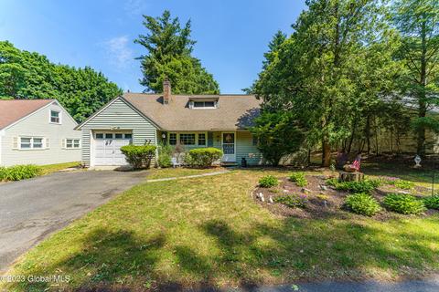 11 Southgate Rd, Loudonville, NY 12211