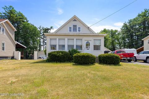 2032 Helderberg Ave, Rotterdam, NY 12306