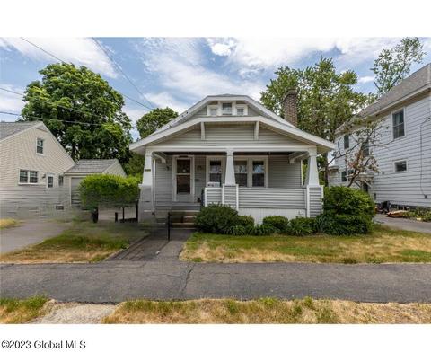1122 Earl Ave, Schenectady, NY 12309