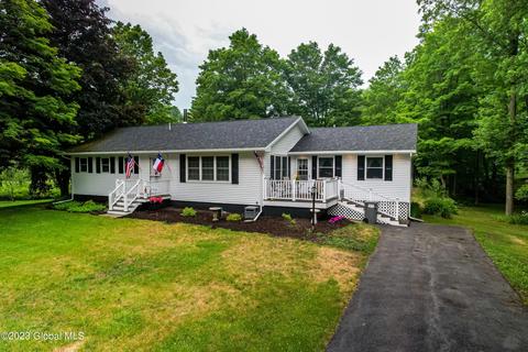 153 Dubes Rd, Hudson Falls, NY 12839